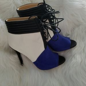 Color block booties